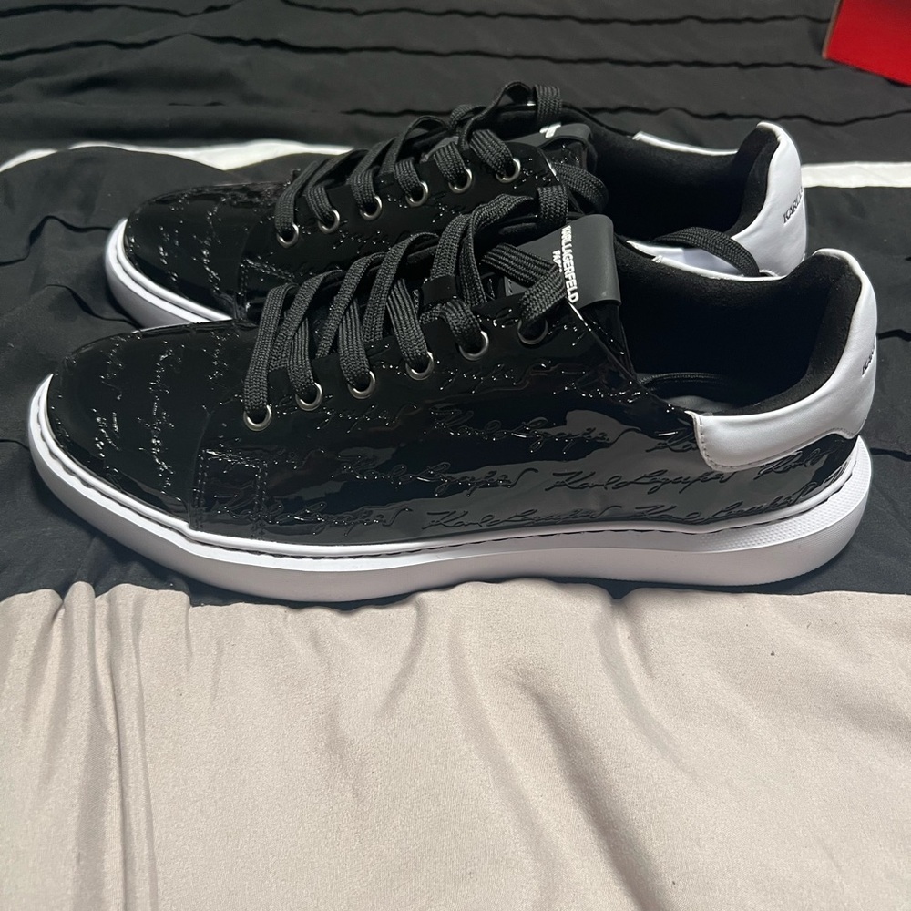 Karl lagerfeld paris , black , size 11 , brand new , no box
